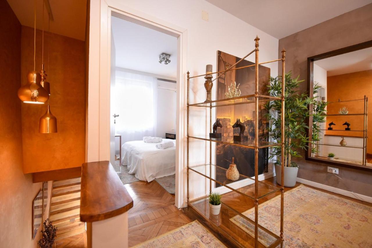 Appartement Spectacular Views & Modern Comfort: Your Dream Duplex In Central Bucarest Extérieur photo