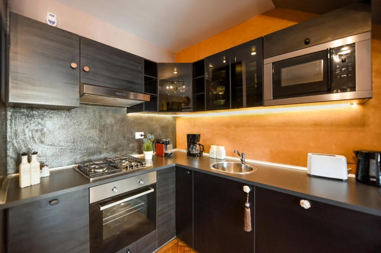 Appartement Spectacular Views & Modern Comfort: Your Dream Duplex In Central Bucarest Extérieur photo