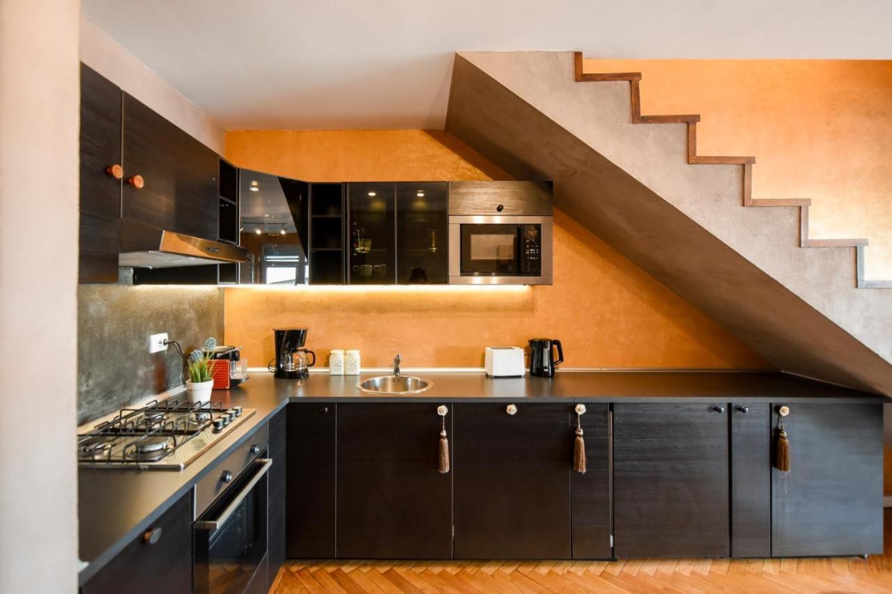 Appartement Spectacular Views & Modern Comfort: Your Dream Duplex In Central Bucarest Extérieur photo