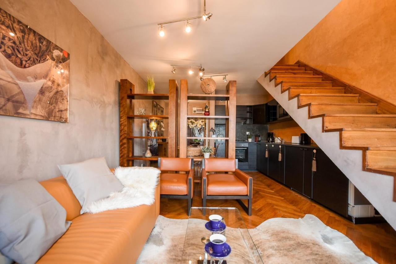 Appartement Spectacular Views & Modern Comfort: Your Dream Duplex In Central Bucarest Extérieur photo